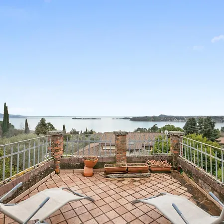 Teseo House - View - Happy Apartment